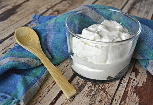 Skyr yoghurt